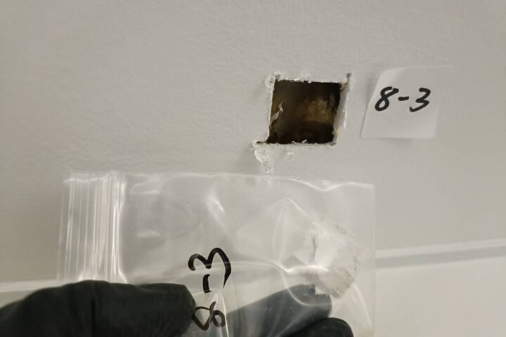 某公共施設アスベスト含有建材分析調査・事前調査の調査写真