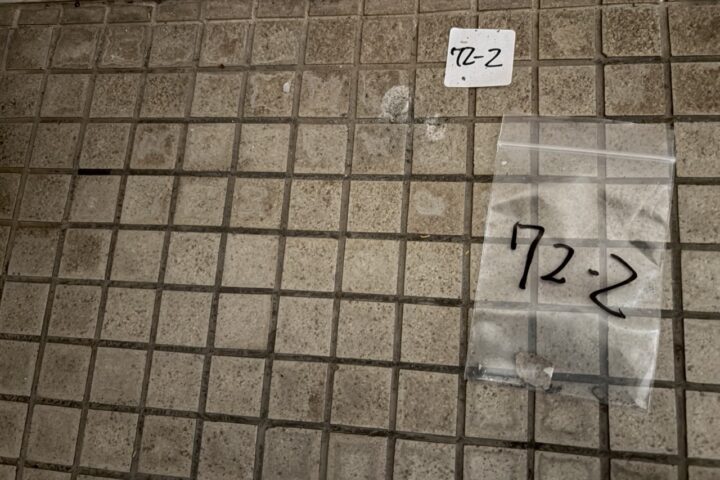 某公共施設アスベスト含有建材分析調査・事前調査の調査写真