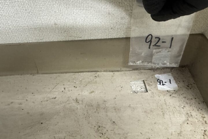 某公共施設アスベスト含有建材分析調査・事前調査の調査写真