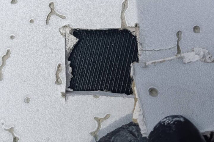 某スーパーマーケット改修工事の調査写真