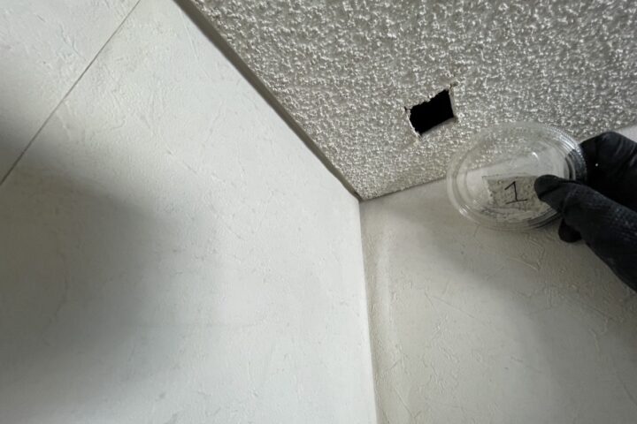 某マンション改修工事の調査写真