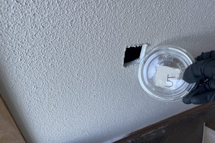 某マンション改修工事の調査写真