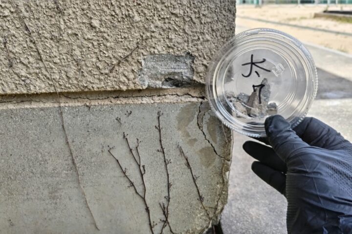某集合住宅外壁改修工事の調査写真